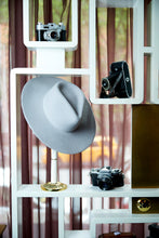 Load image into Gallery viewer, Johnny