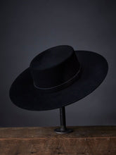 Load image into Gallery viewer, Rogue